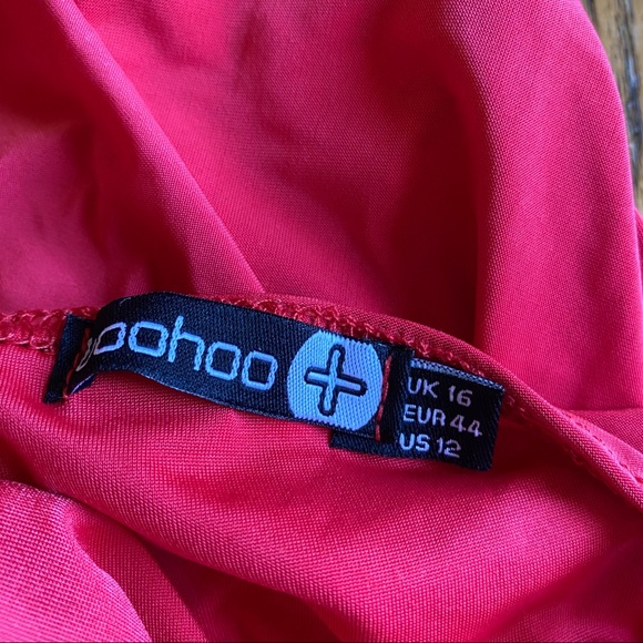 Boohoo lace bodysuit NWOT - Picture 5 of 5